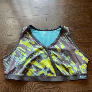 Reebok Play Dry Sports Bra Size 26/28.  B20